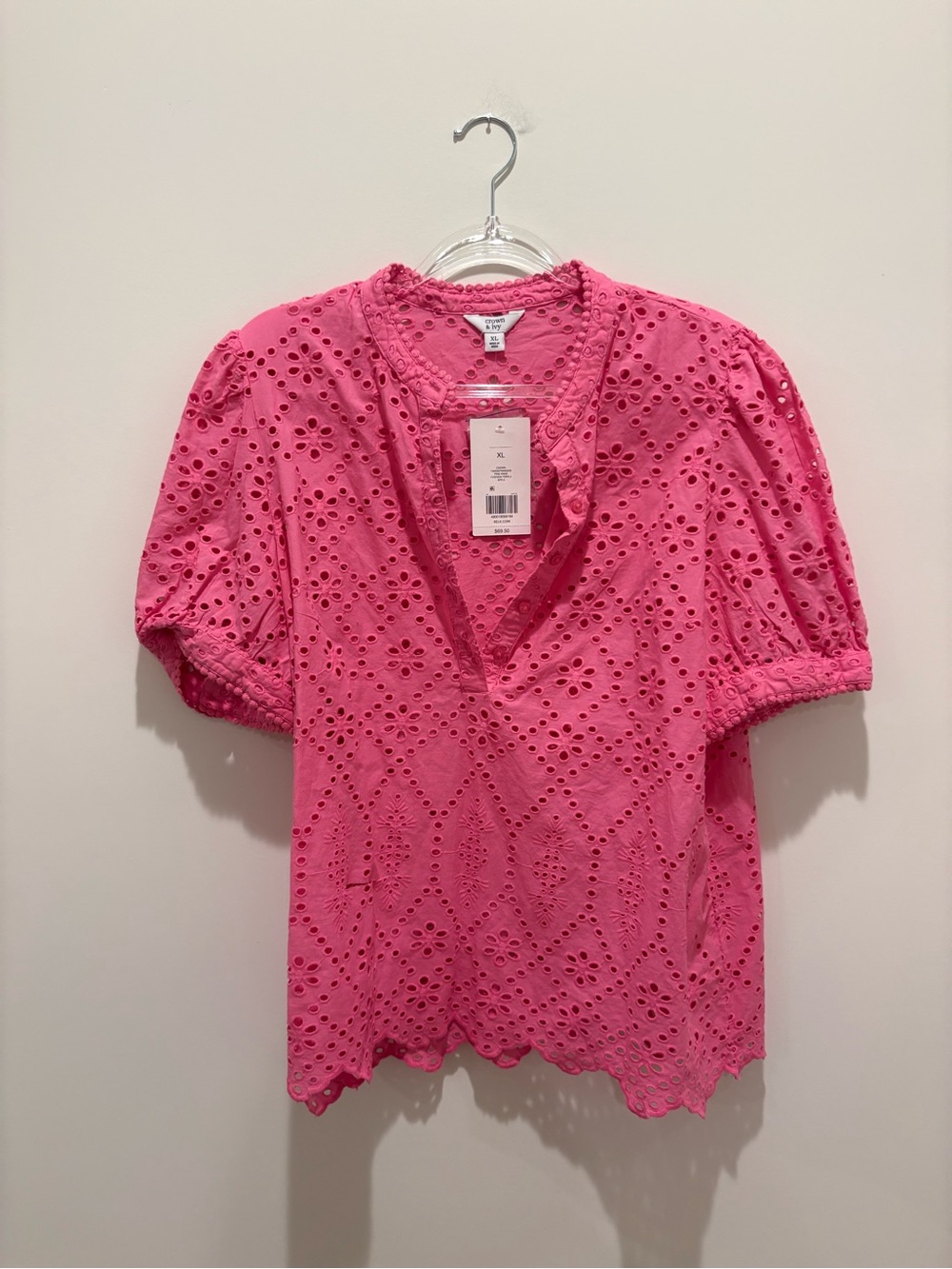 crown & ivy Hot Pink Eyelet V-Neck Puff Sleeve Blouse